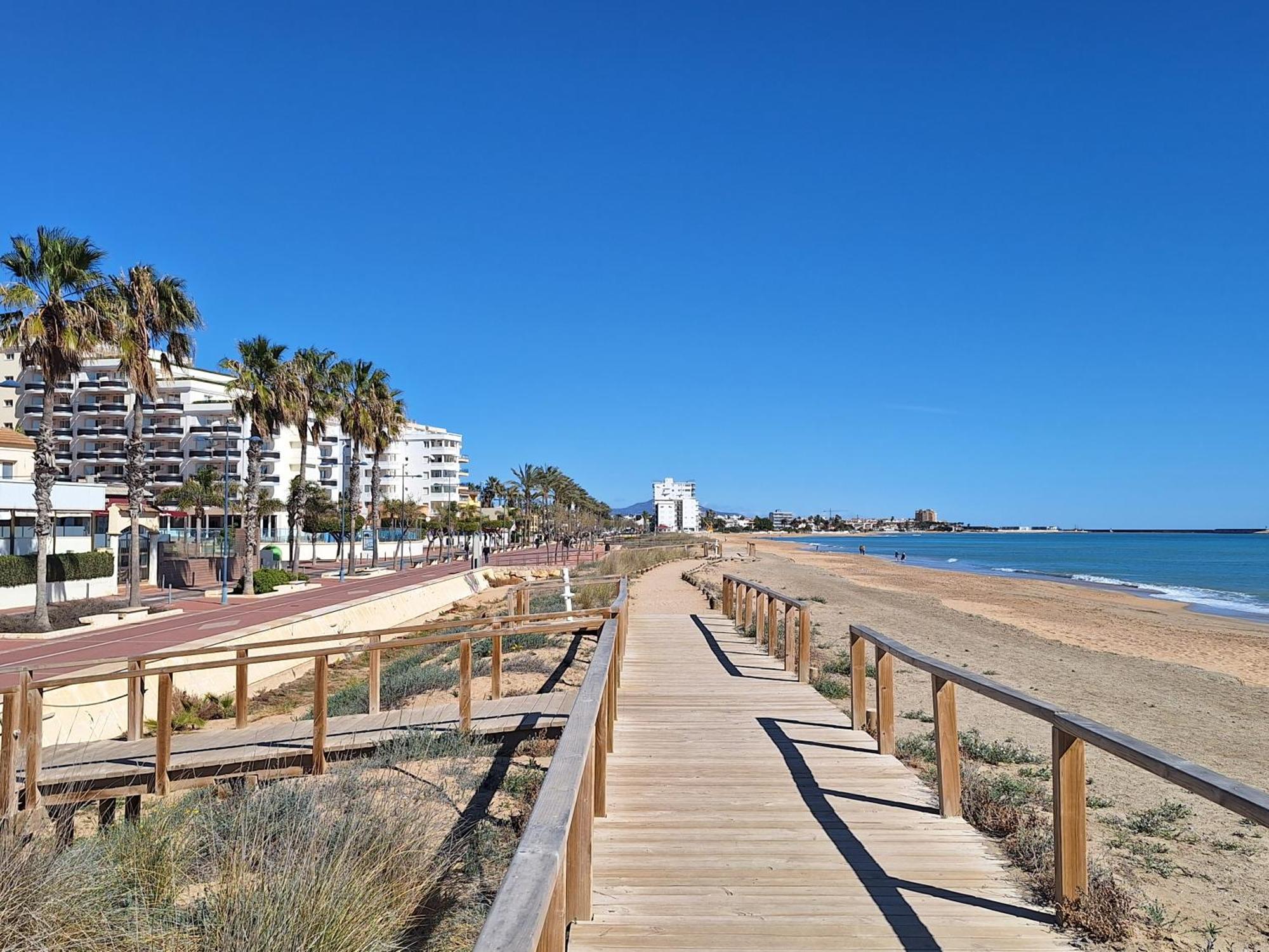 Appartement Los Pinos Peniscola Luaran gambar